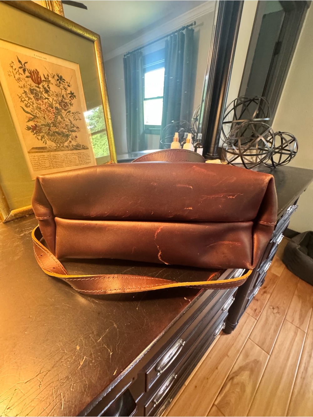 Portland Leather congnac Leather ZIPPERED Bag with Crossbody Strap - Picture 4 of 7